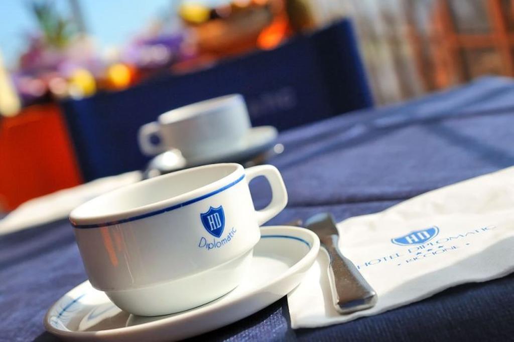 Hotel Diplomatic Riccione Luaran gambar
